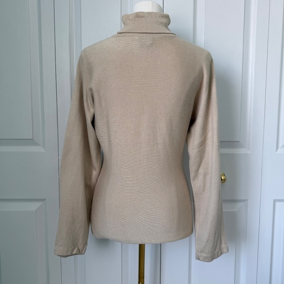 ANN TAYLOR | Beige Silk Blend Turtleneck Sweater Sz M - Picture 2 of 8